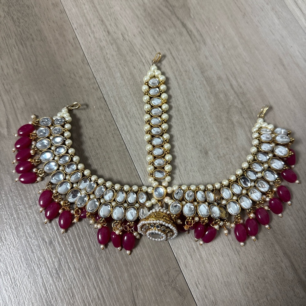 Bridal Kundan Headpiece Set – Maang Tikka, Passa & Borla (Gold/Ruby)